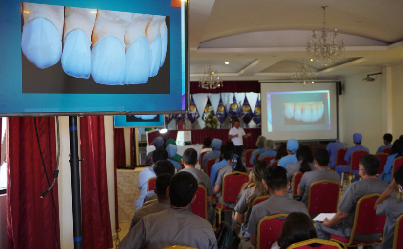 La UNITEPC conmemora hoy el Día del Protesista Dental con un taller demostrativo en el campus Colonial