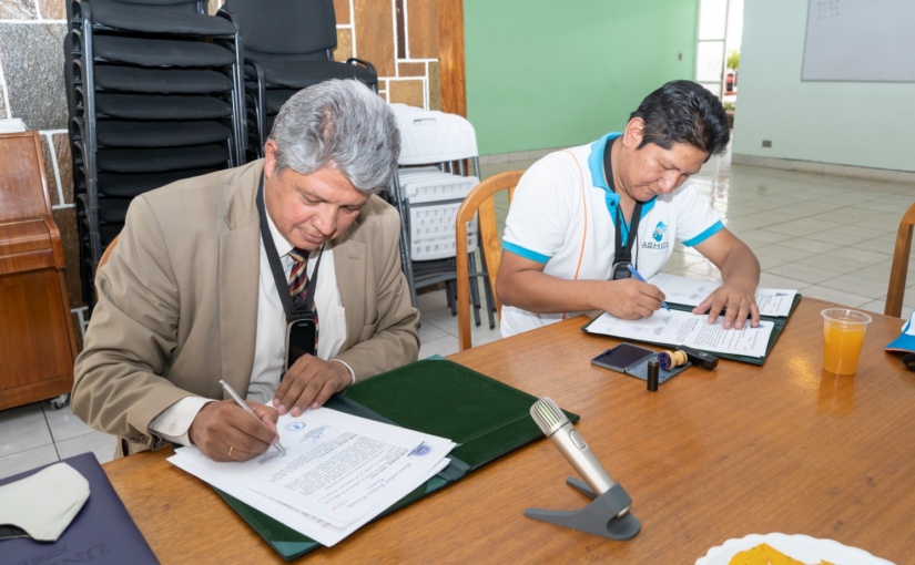 UNITEPC y la Asociación de Hipoacúsicos firman convenio para trabajar de la mano