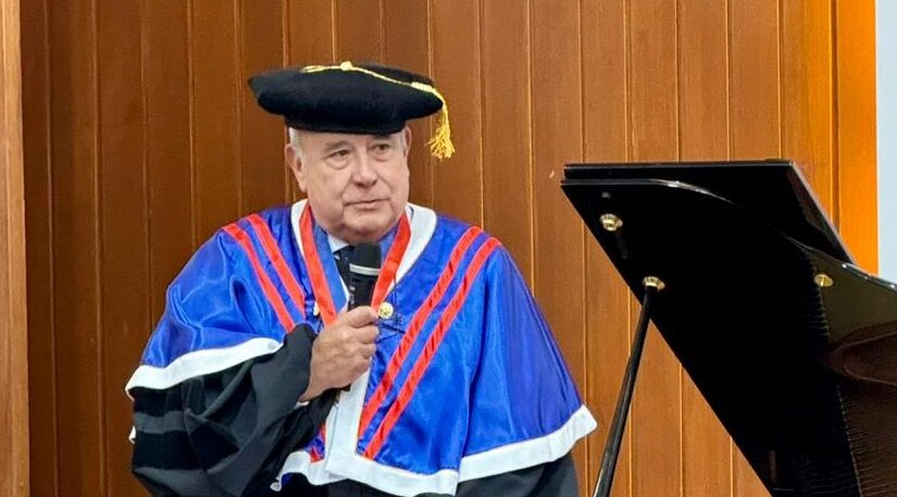 El Director de Posgrado de UNITEPC recibe la investidura Doctor Honoris Causa