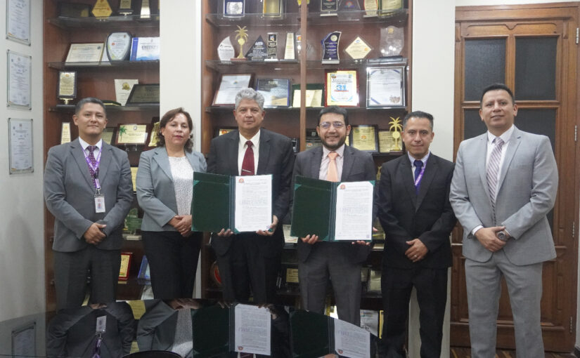 UNITEPC firma un convenio con el Colegio de Odontólogos de Cochabamba