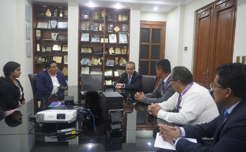 Una misión empresarial de Perú visita UNITEPC Cochabamba